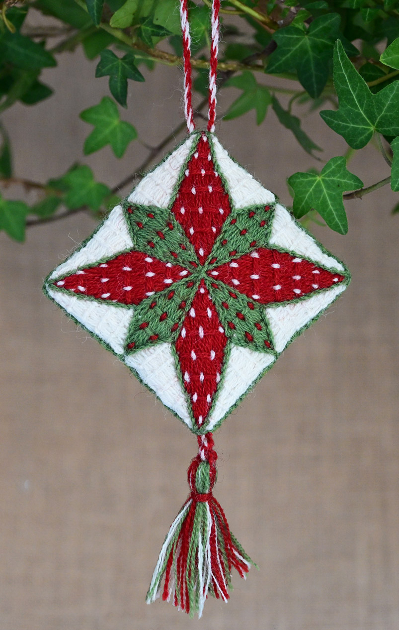 Etoile de Noel Point de Bayeux Le fil de Mathilde