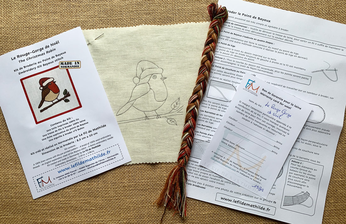 Contenu Kit Rouge Gorge de Noel Point de Bayeux